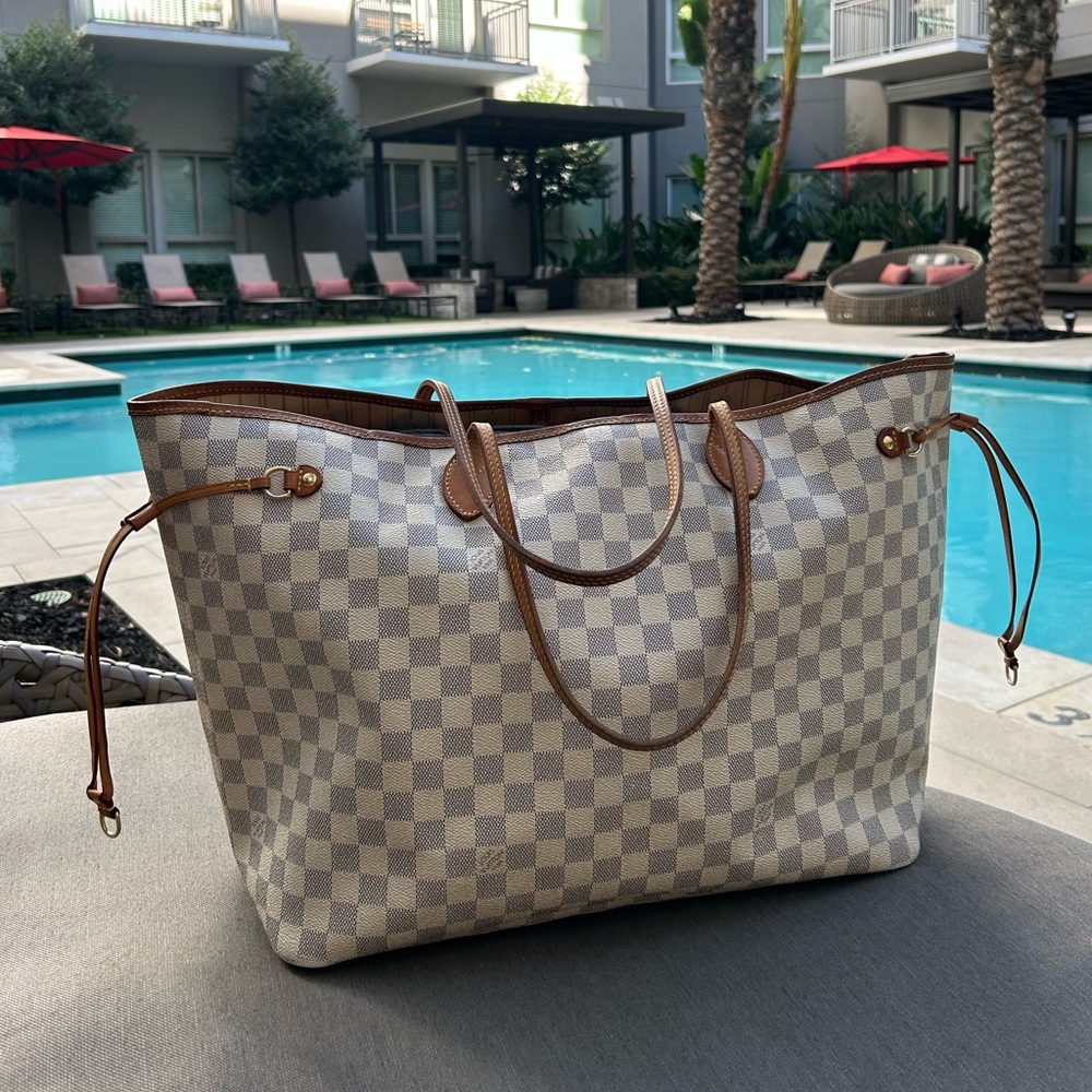 Louis Vuitton Damier Azur Neverfull bag GM